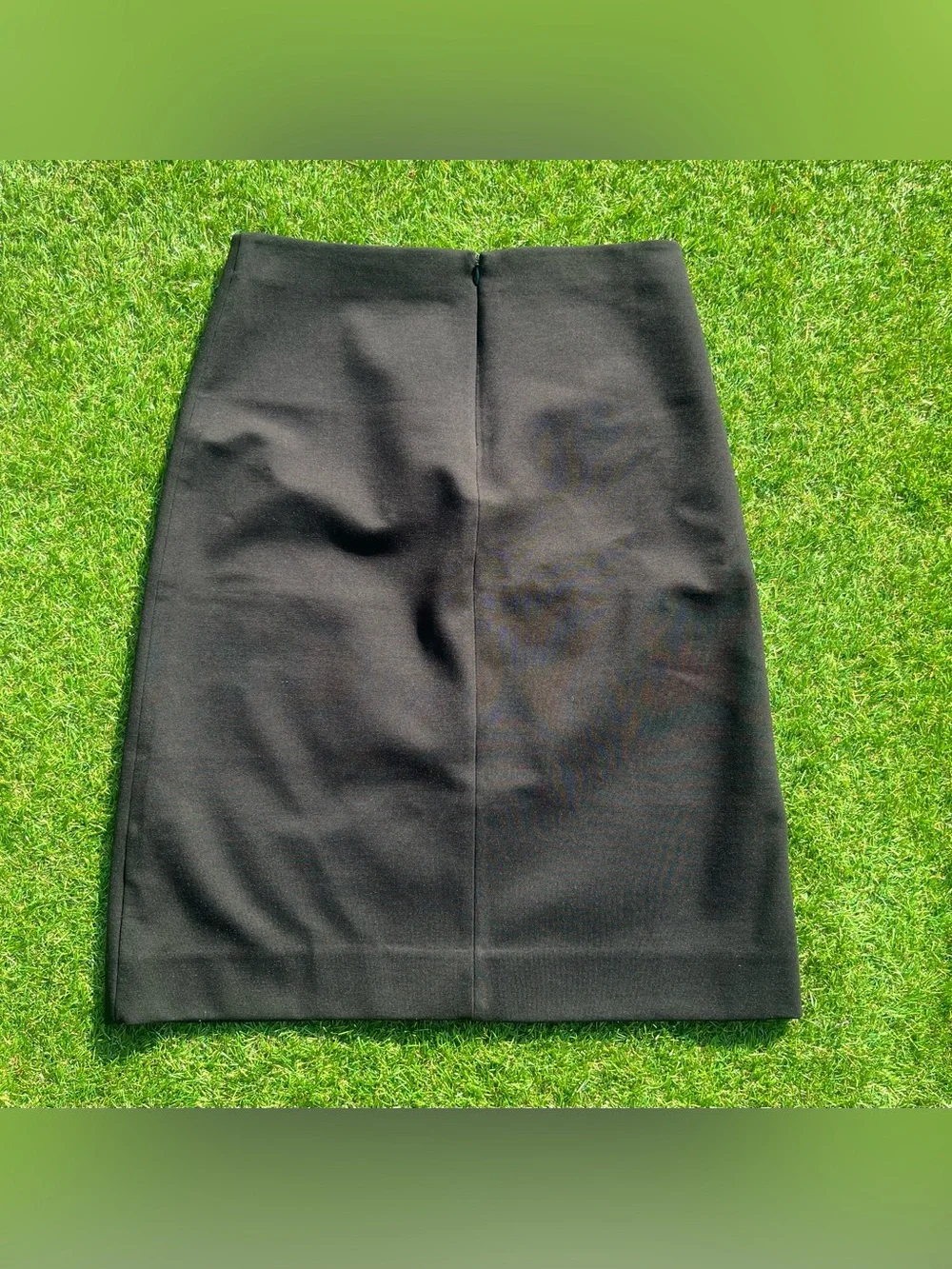 EVERLANE Women’s Black Soft Pencil Skirt